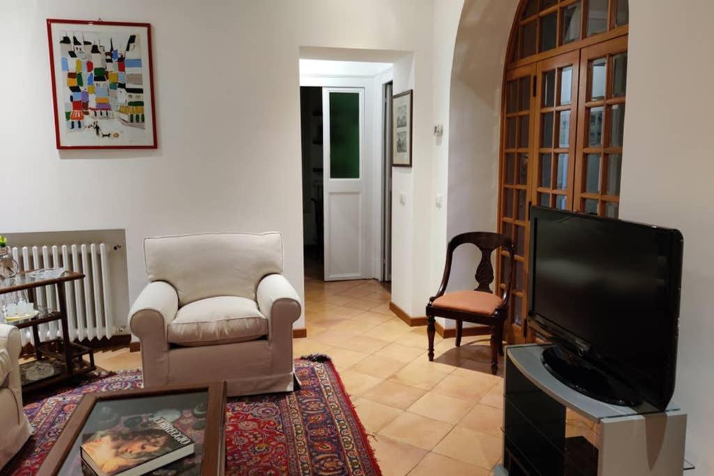 Lanza Tomasi Apartment - Centre ローマ エクステリア 写真